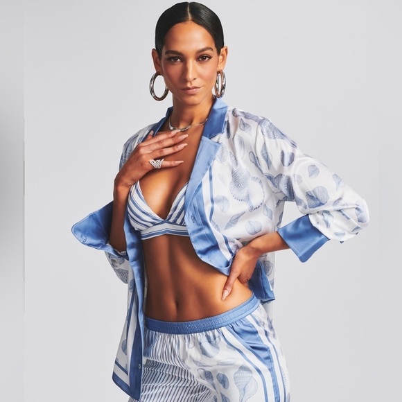 NWT SER.O.YA Size Small Kostas Silk Shirt Button Down Border Shell Blue $495 - Picture 2 of 9